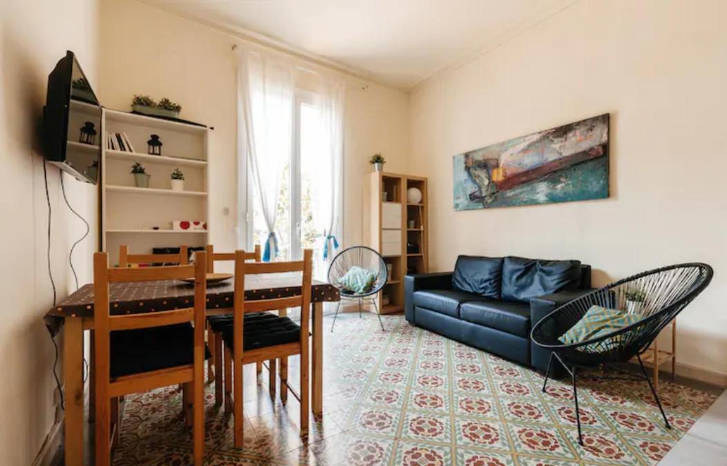 Gran De Gracia Apartment - Barcelona — Fotos 1